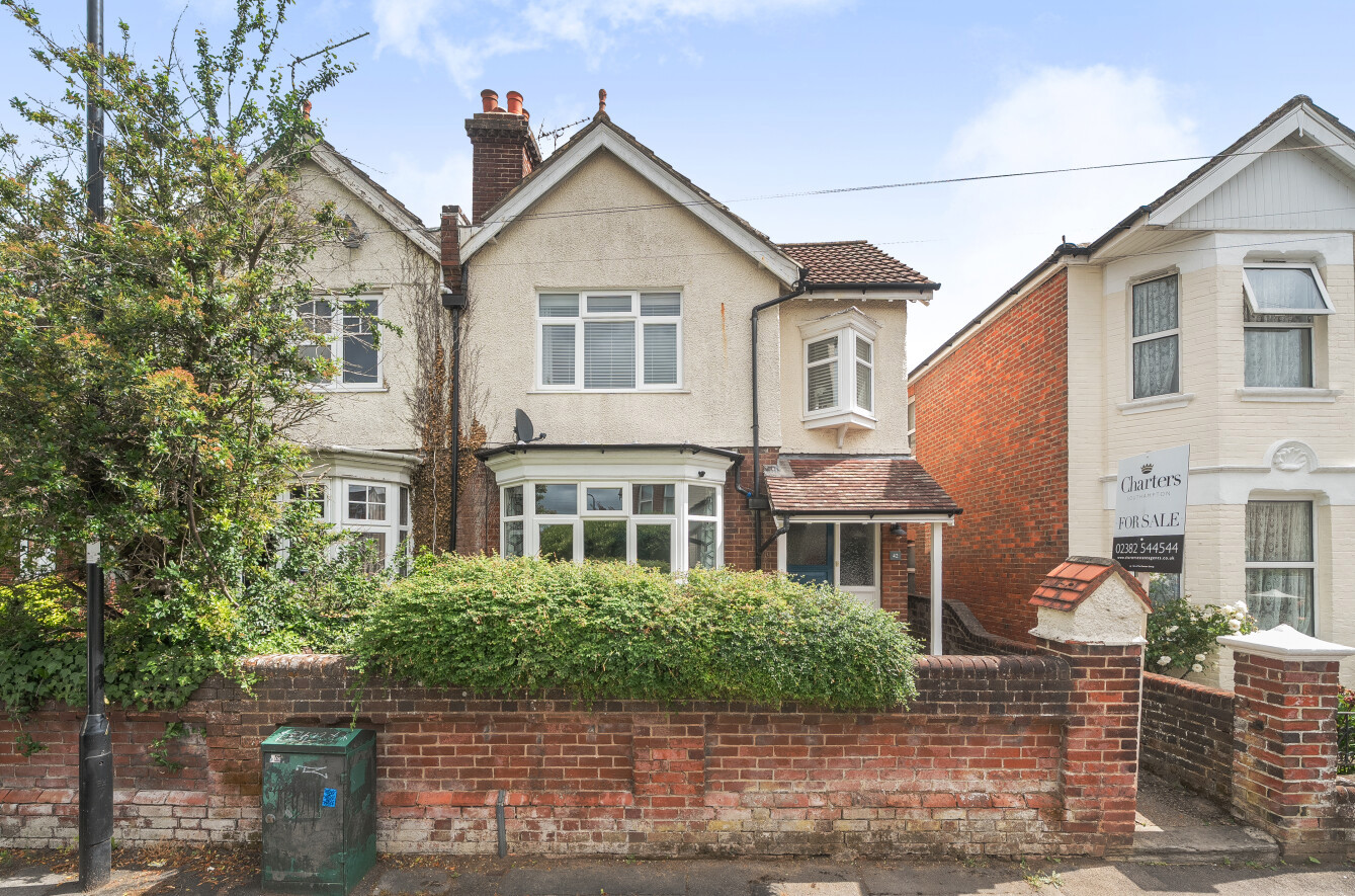 4 bedroom semi-detached house for sale