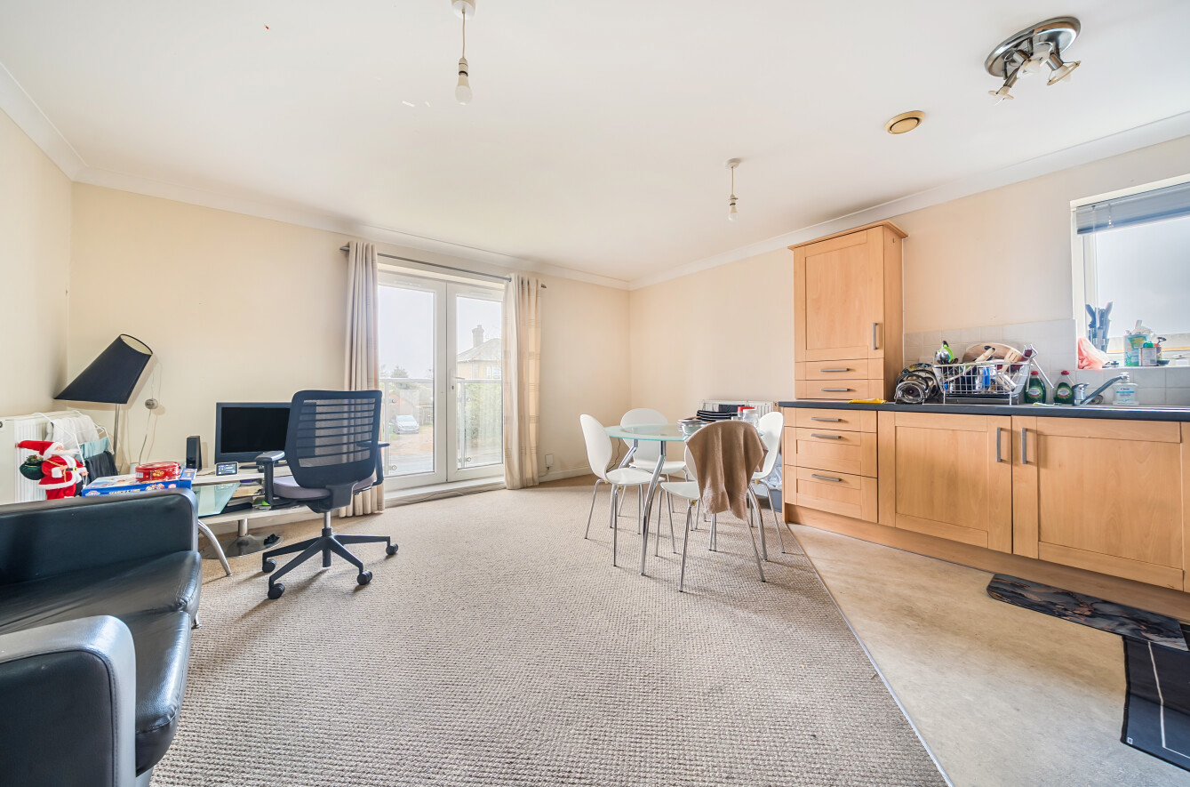 2 bedroom apartment for sale