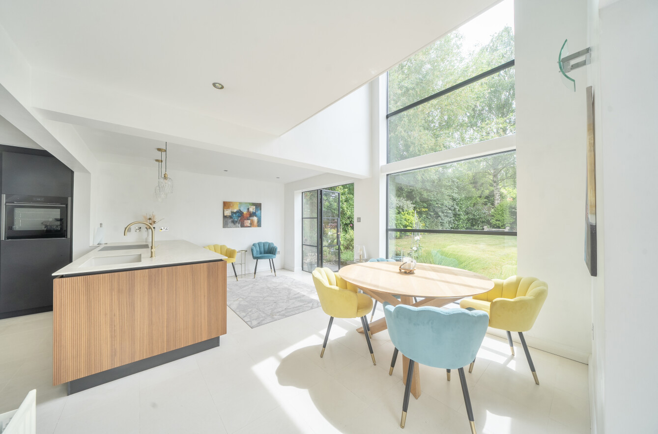 3 bedroom  detached house for sale