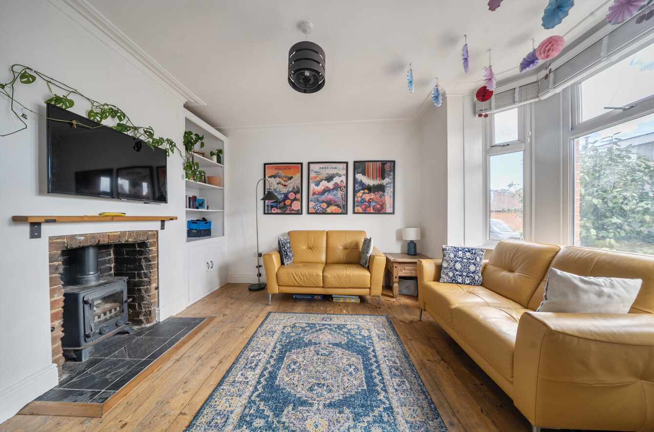 3 bedroom  terraced house for sale