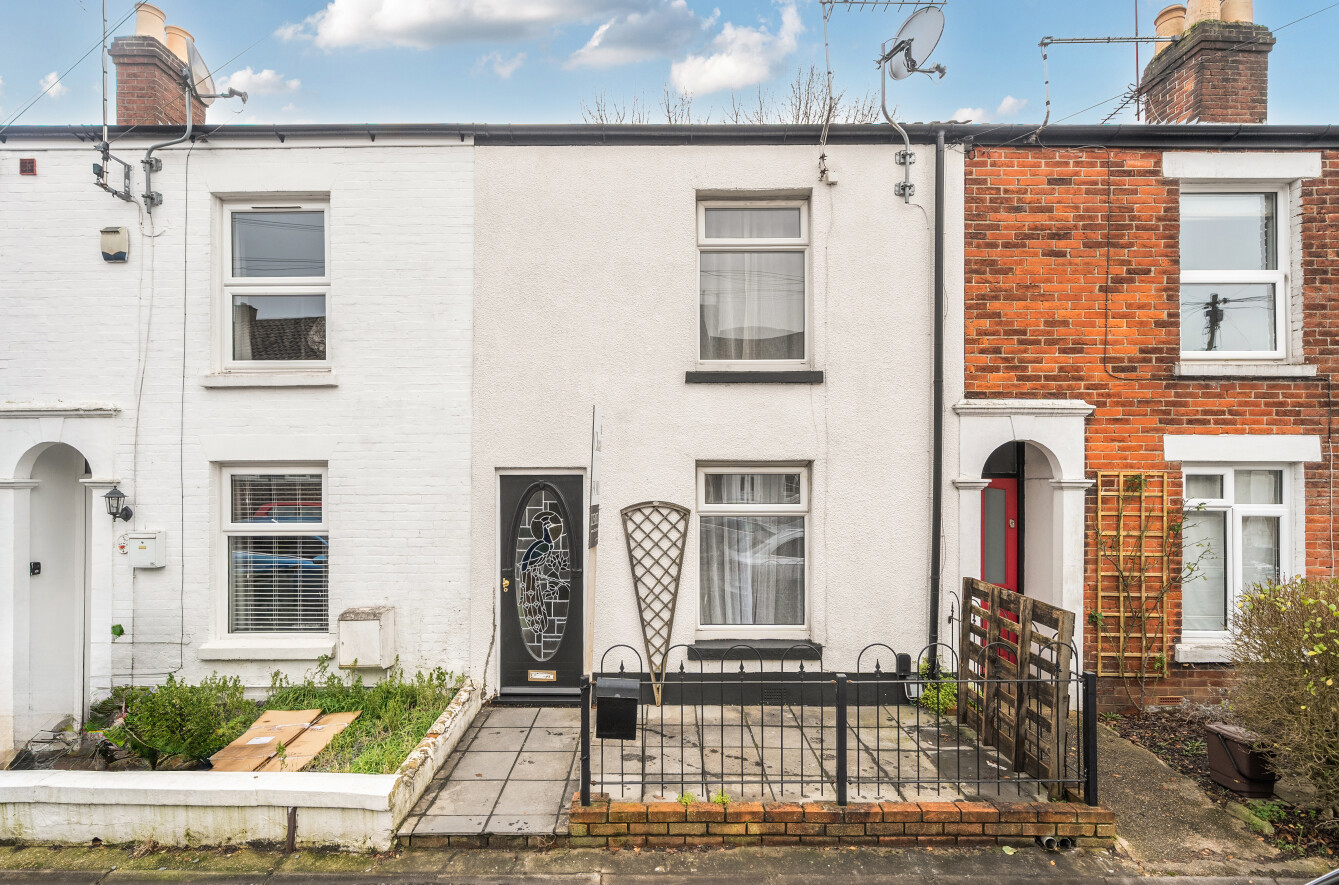 2 bedroom terraced house for sale