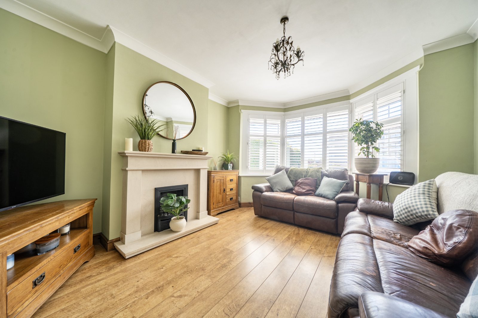 4 bedroom  semi-detached house for sale