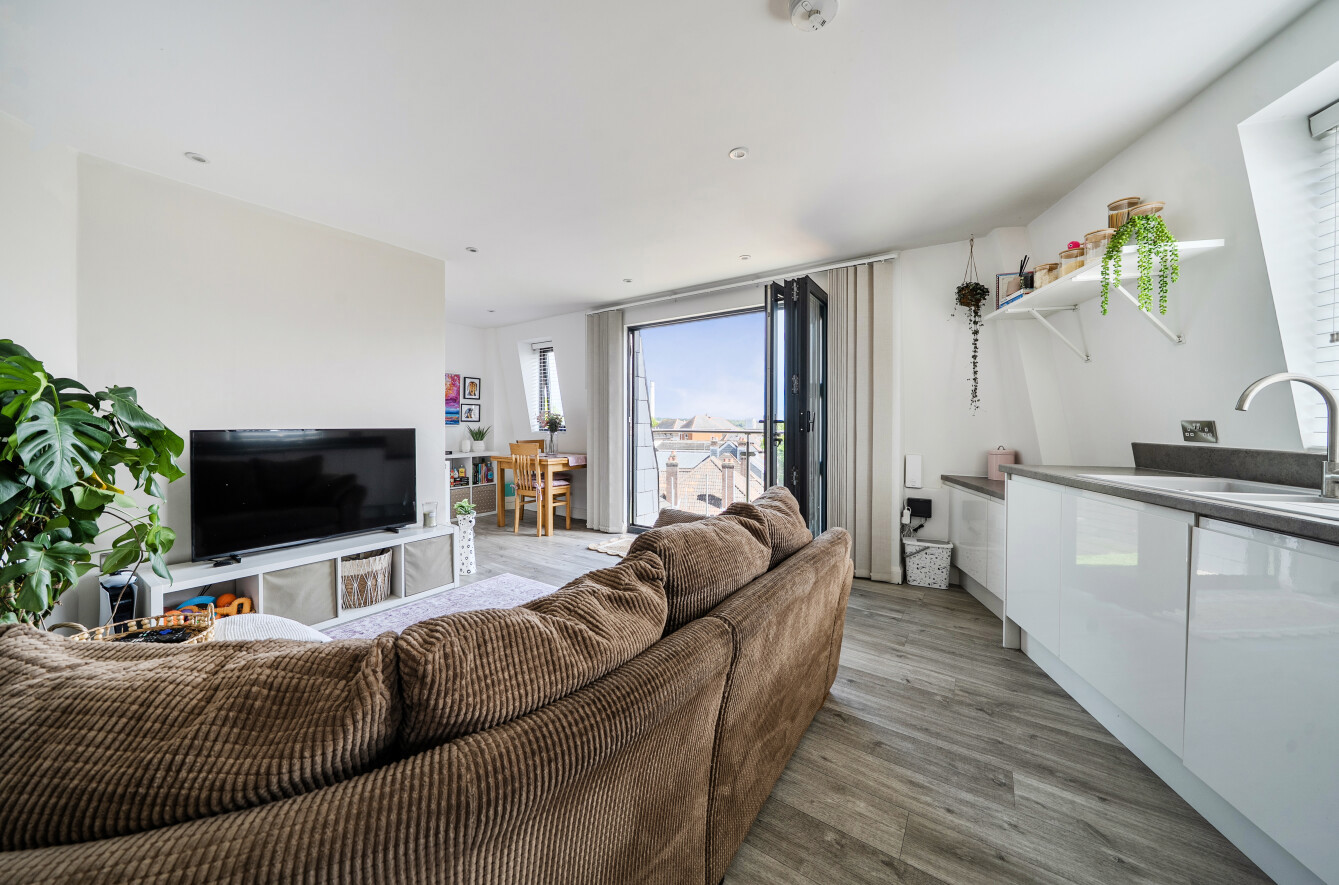 2 bedroom apartment for sale