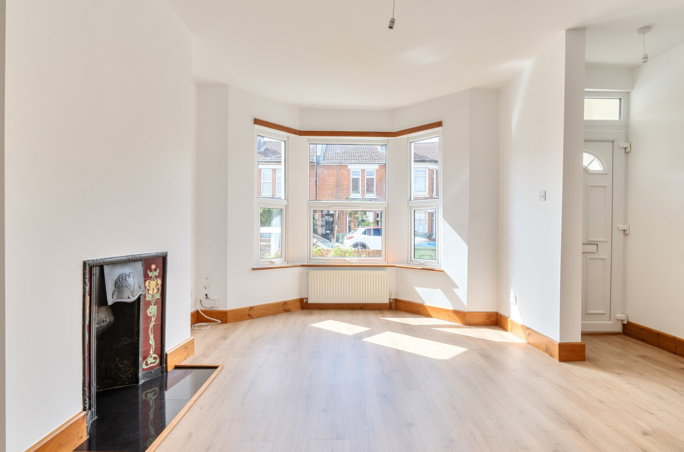 3 bedroom  terraced house for sale