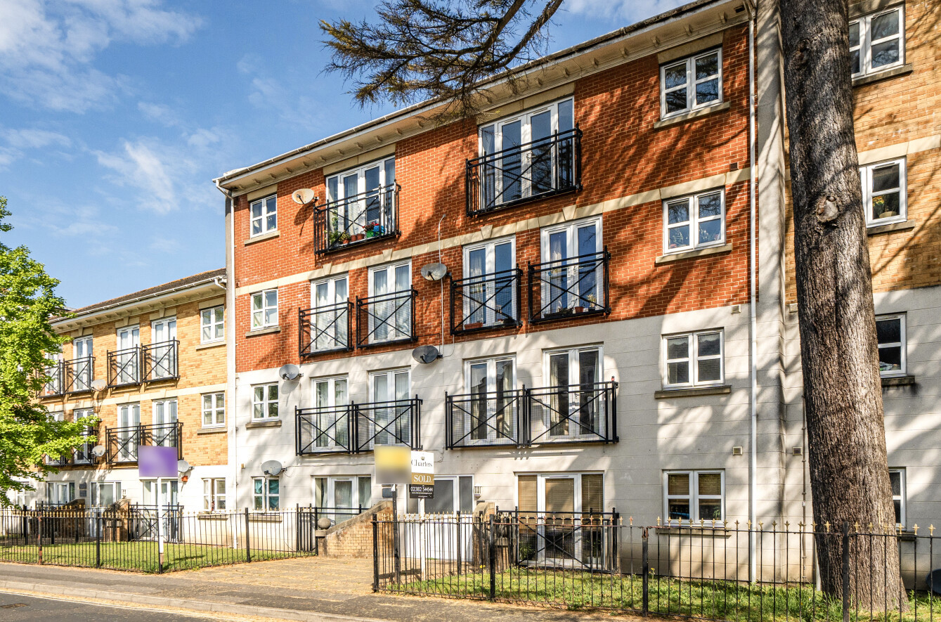 2 bedroom apartment for sale