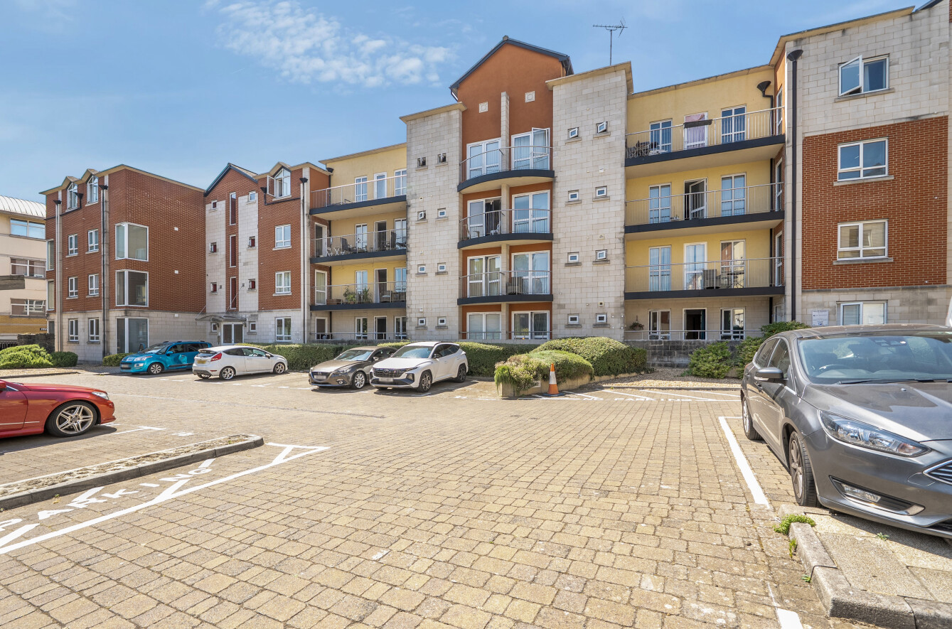 2 bedroom apartment for sale