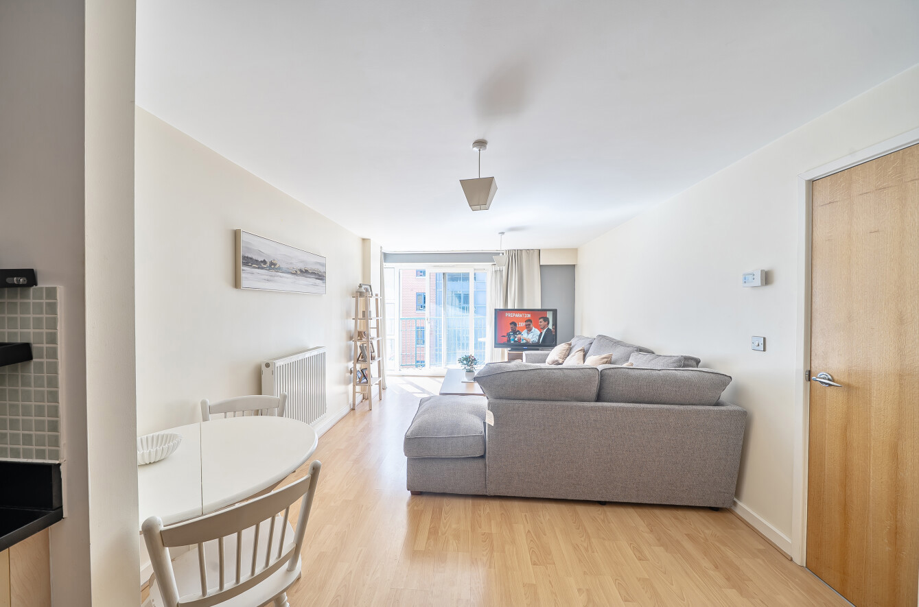 2 bedroom apartment for sale