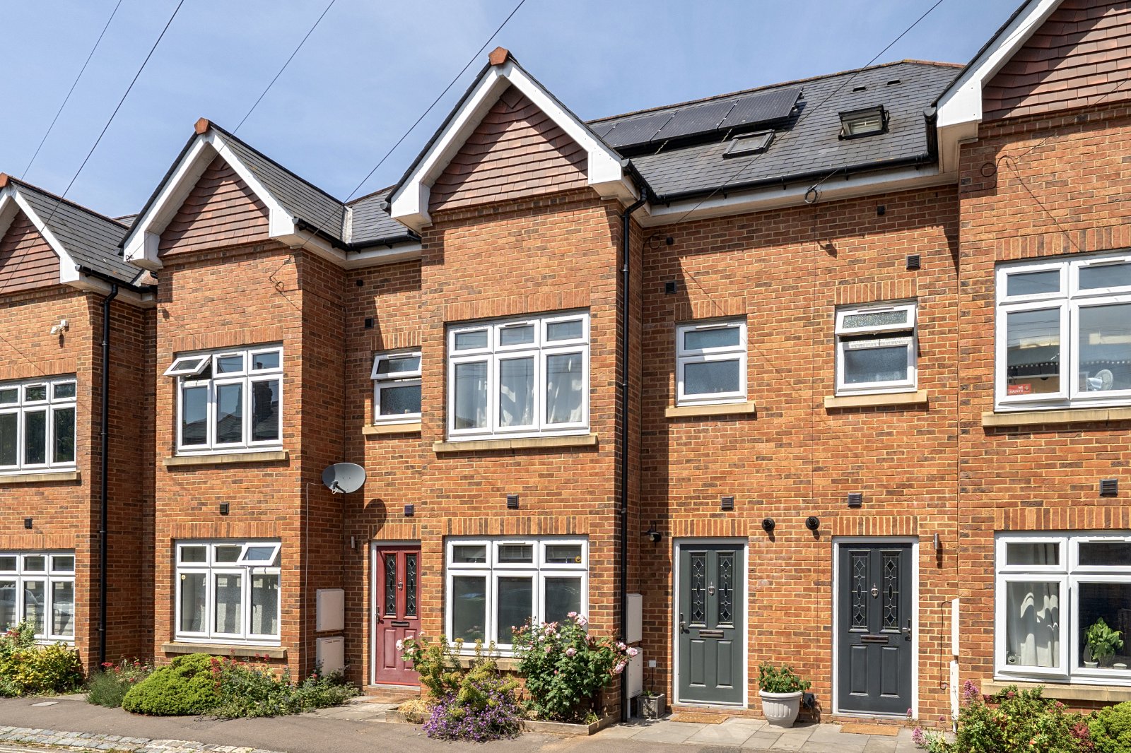 3 bedroom  terraced house for sale