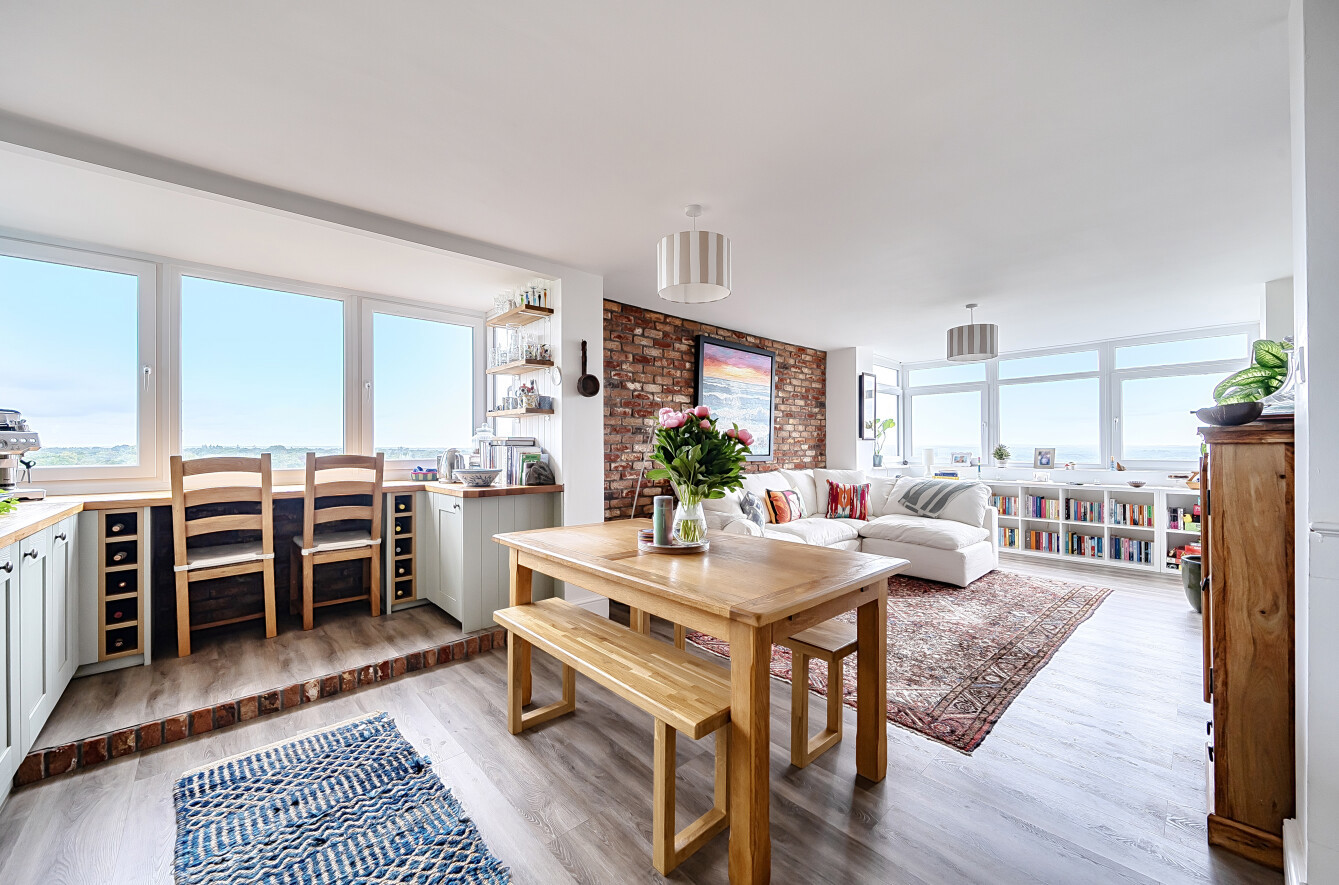 2 bedroom apartment for sale