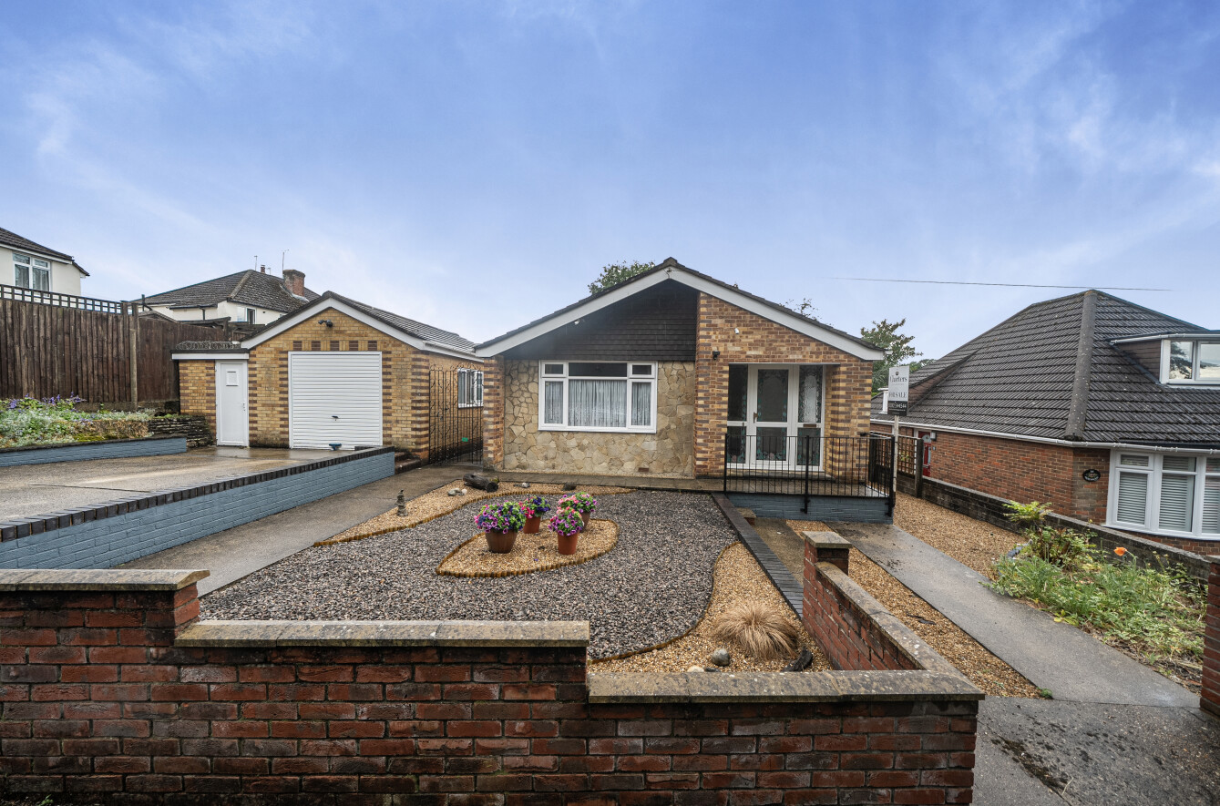 3 bedroom detached bungalow for sale