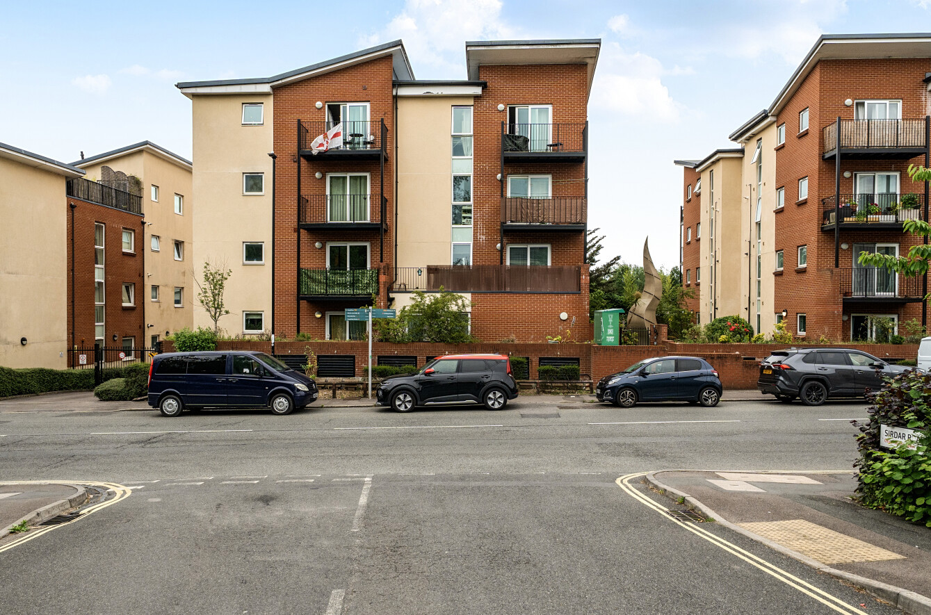 2 bedroom apartment for sale