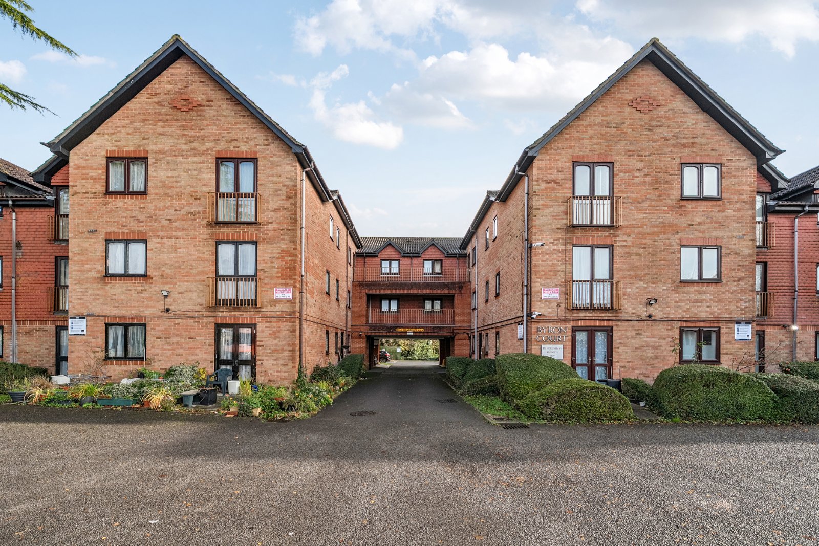 1 bedroom apartment for sale