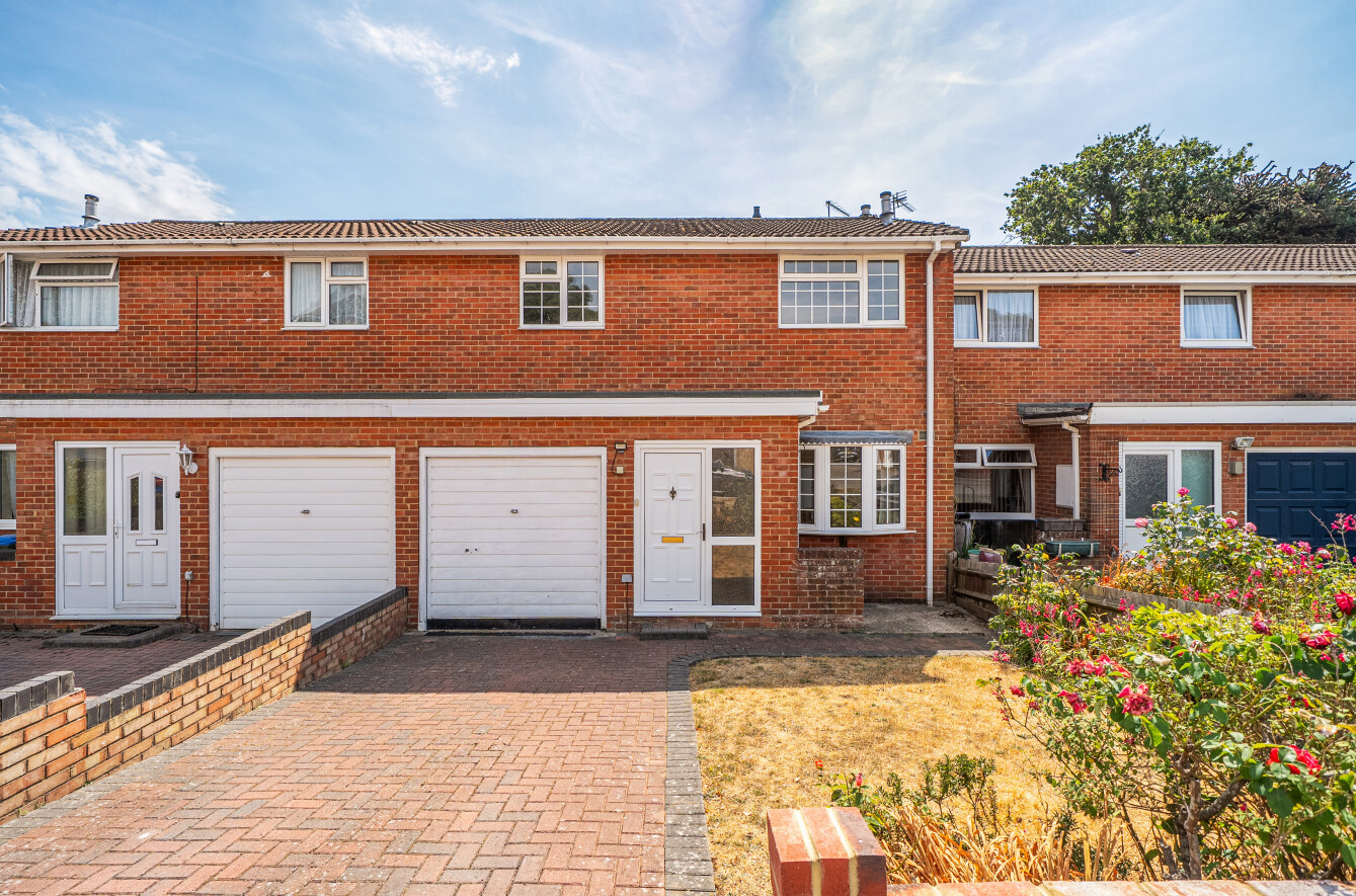4 bedroom  terraced house for sale