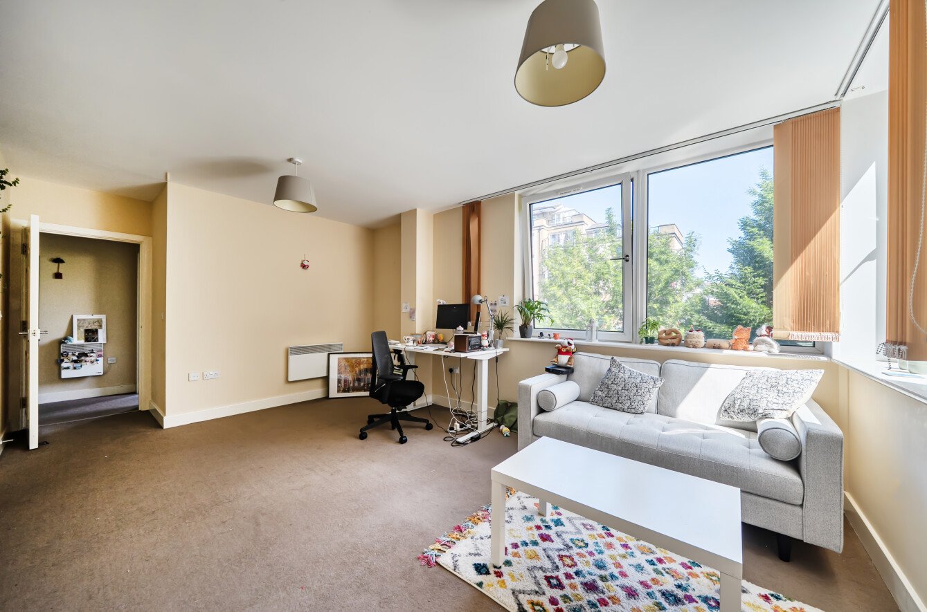 1 bedroom apartment for sale