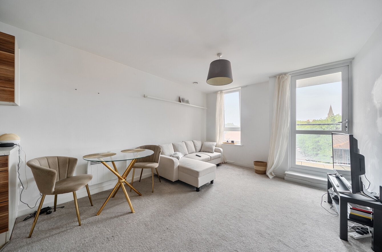 1 bedroom apartment for sale