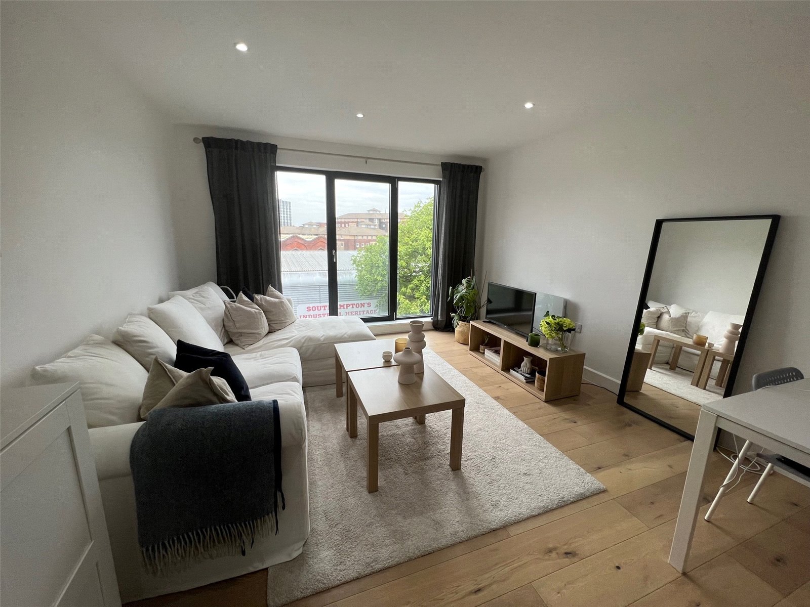 1 bedroom apartment for sale