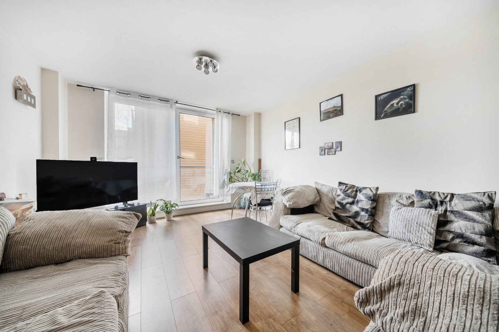 1 bedroom apartment for sale