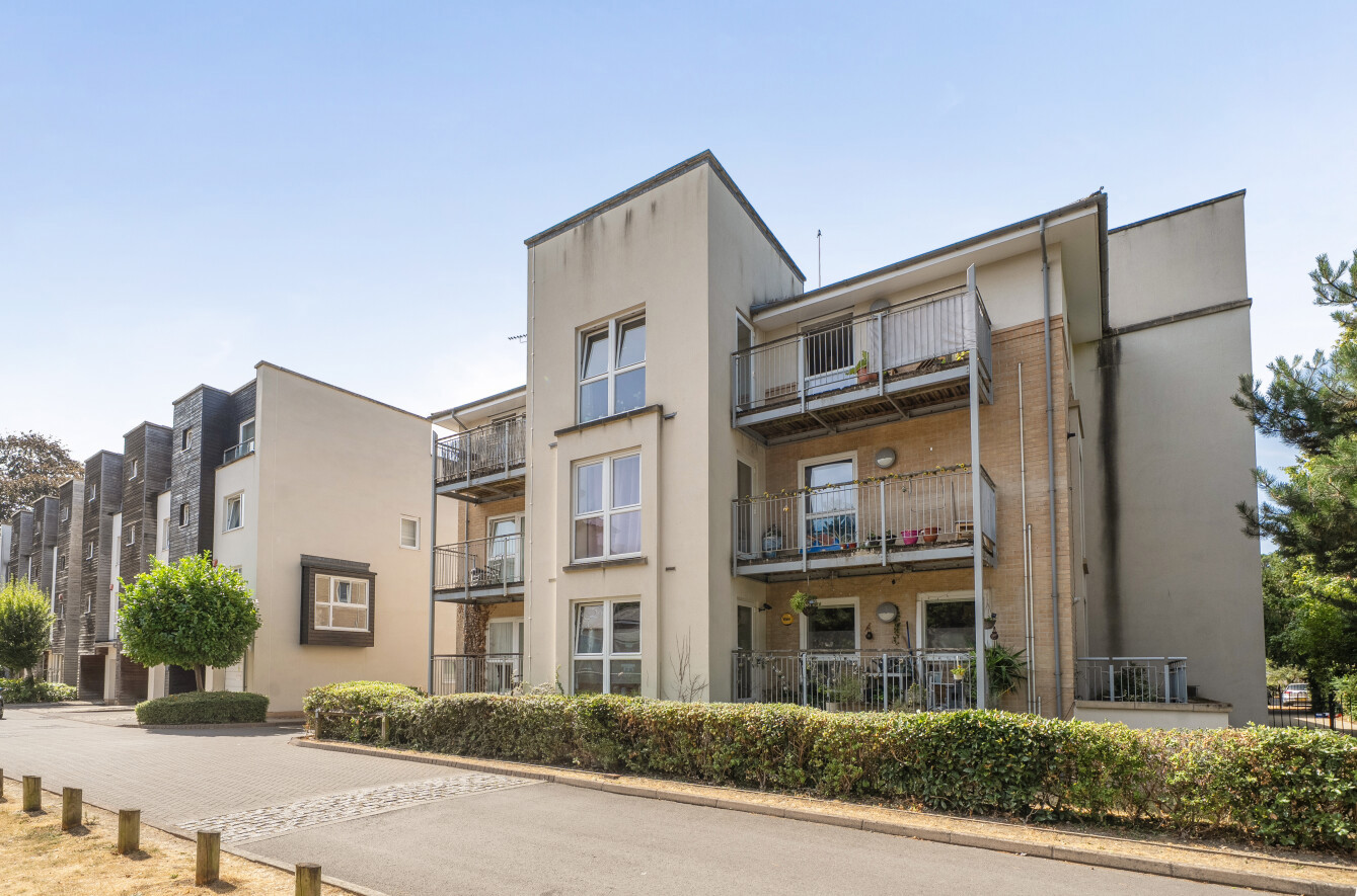 2 bedroom apartment for sale
