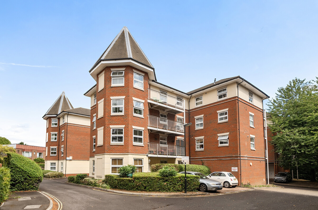 2 bedroom apartment for sale