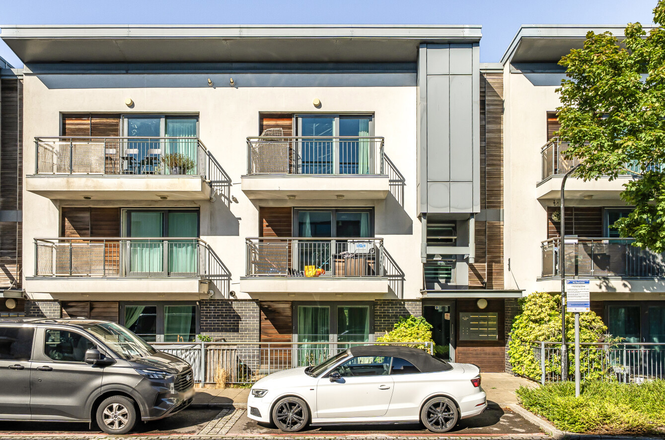 1 bedroom apartment for sale