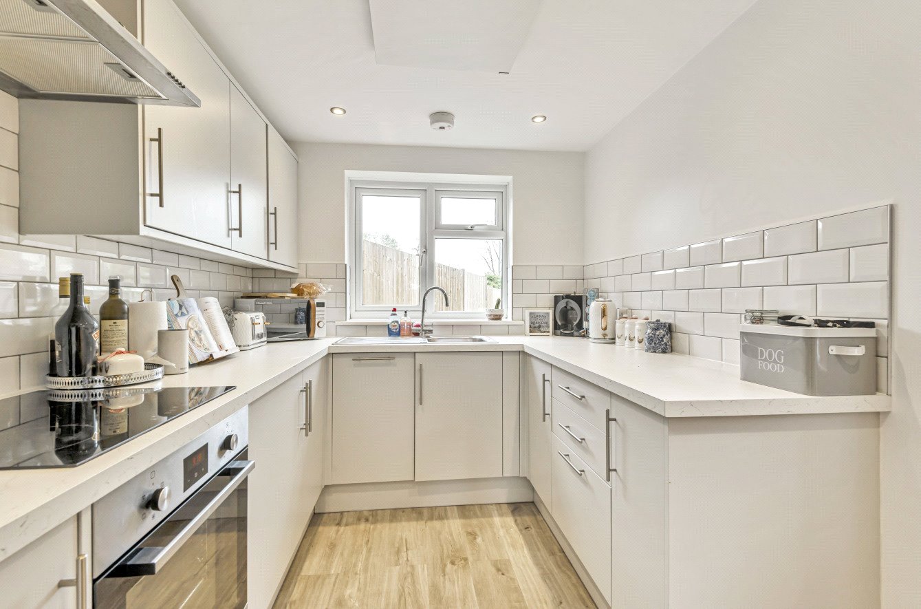 2 bedroom  terraced house to rent