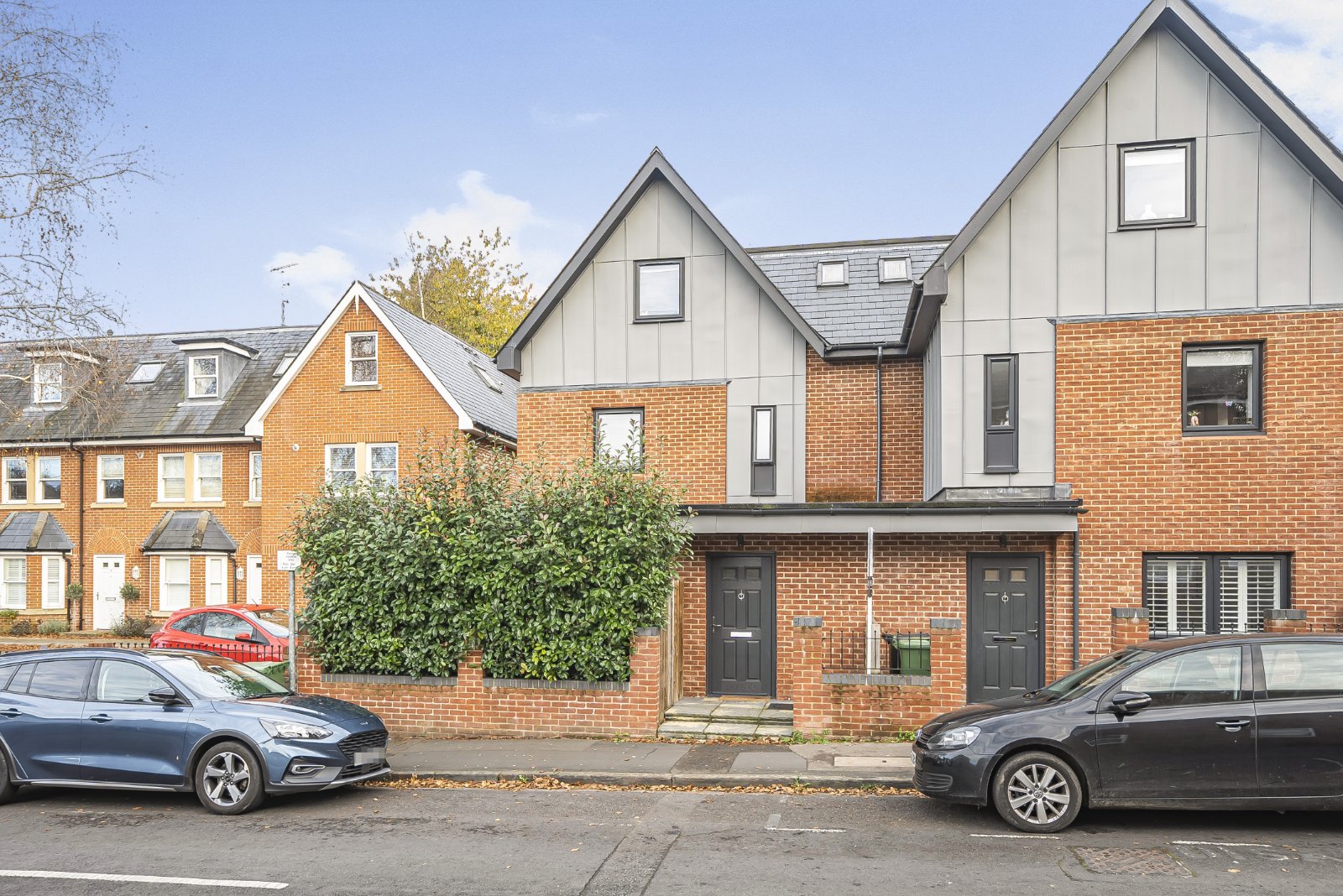 3 bedroom  semi-detached house to rent
