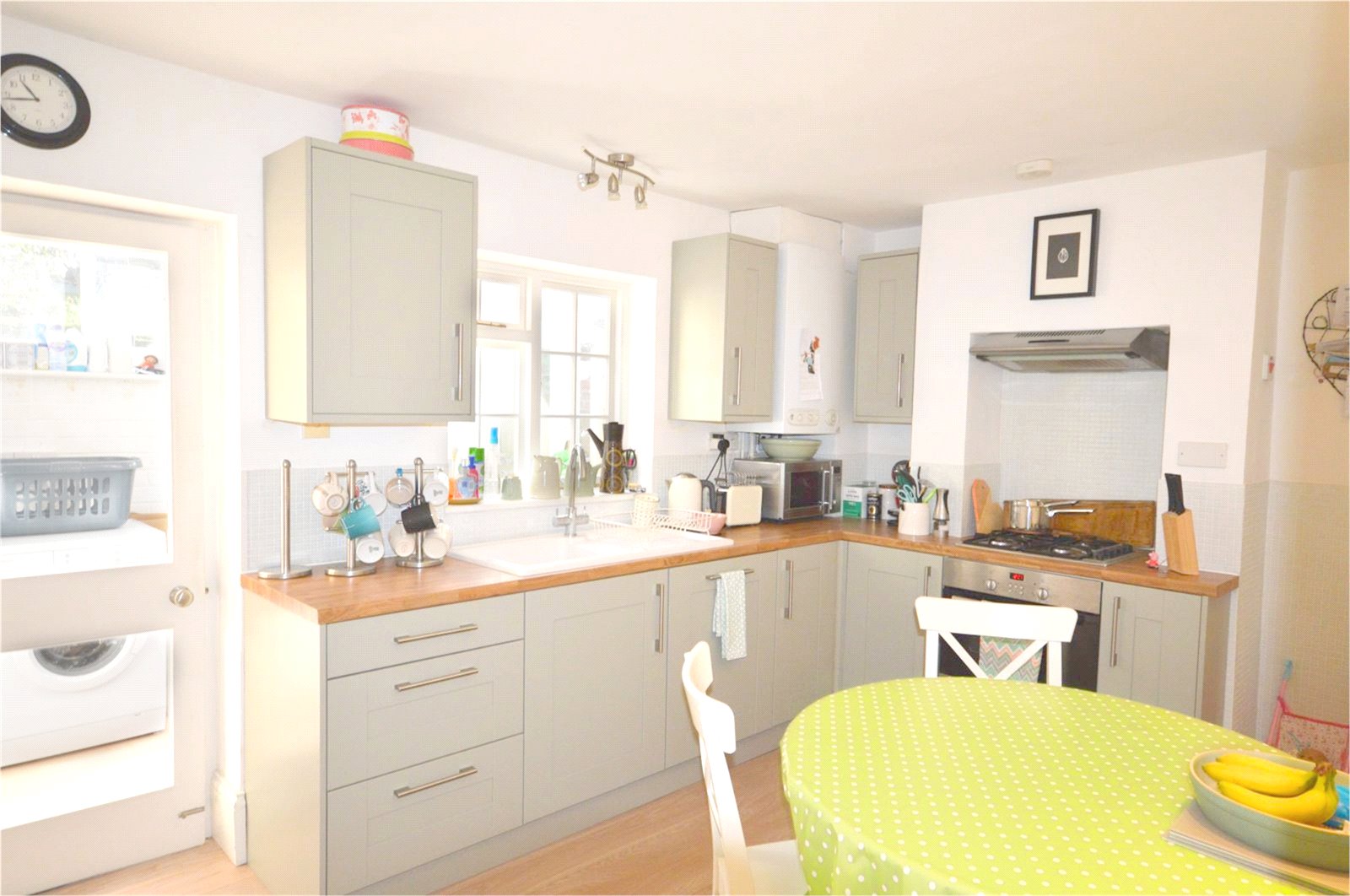 2 bedroom  terraced house to rent