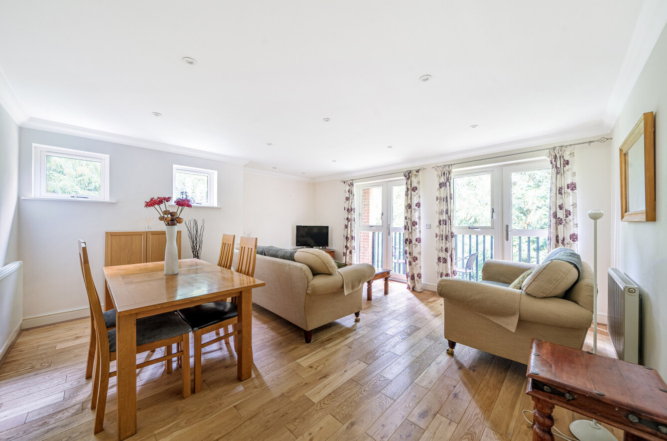 3 bedroom apartment for sale