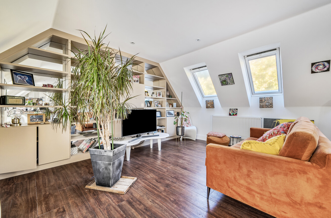 1 bedroom apartment for sale