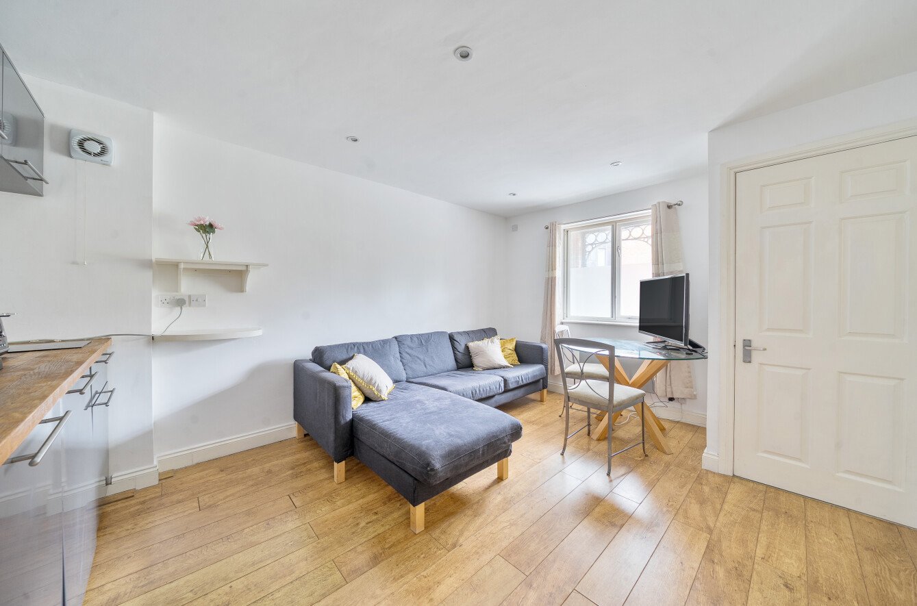 1 bedroom apartment to rent
