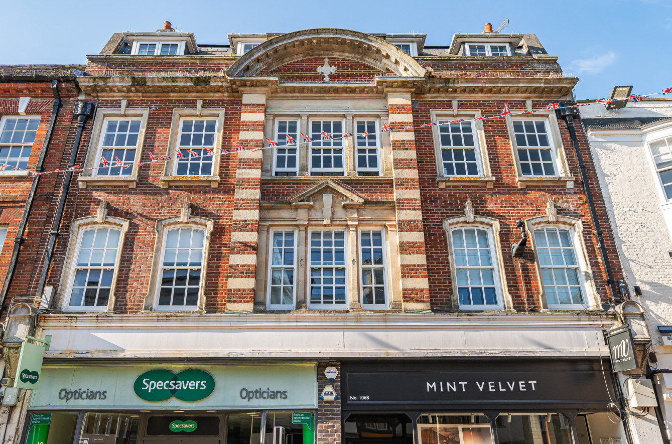 3 bedroom apartment for sale