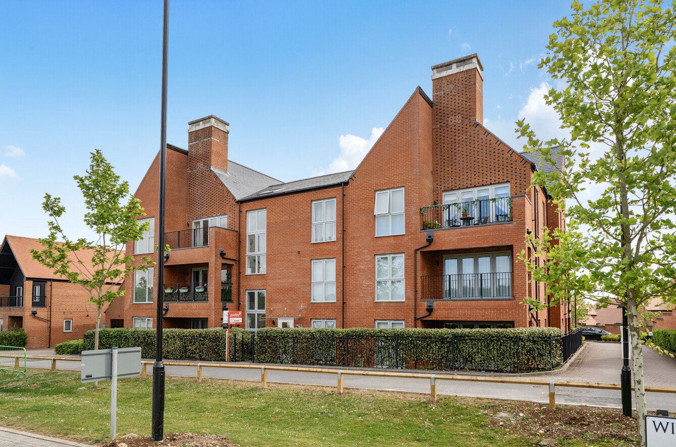 2 bedroom apartment for sale