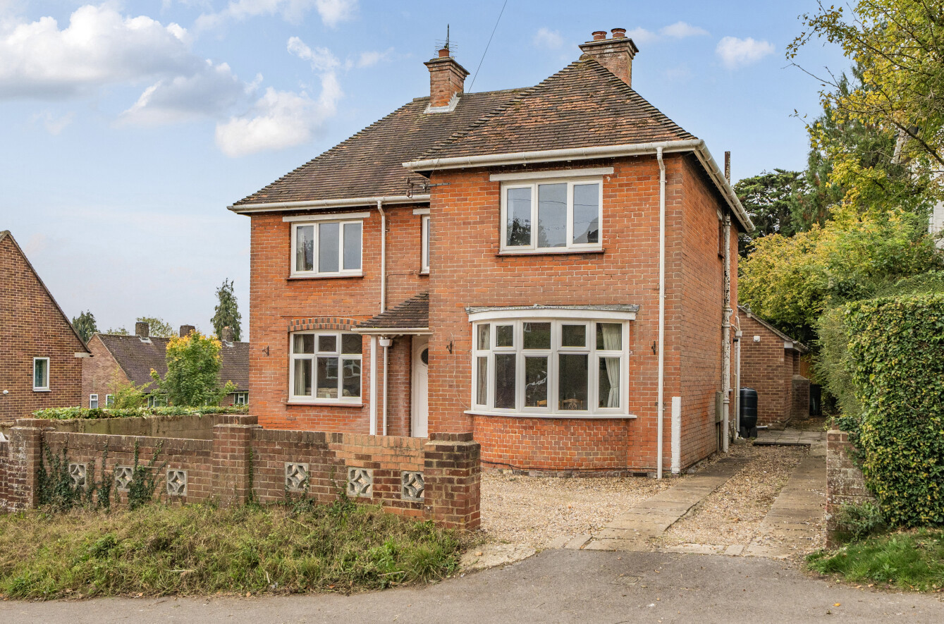 4 bedroom  detached house for sale