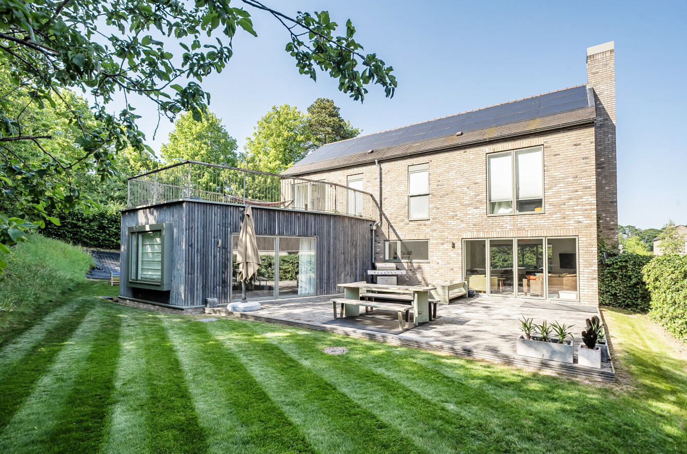 4 bedroom  detached house for sale