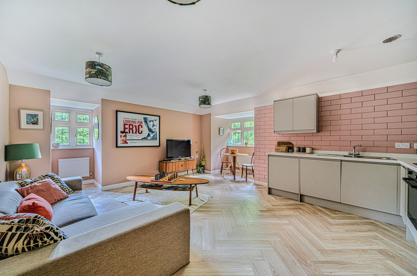 2 bedroom apartment for sale
