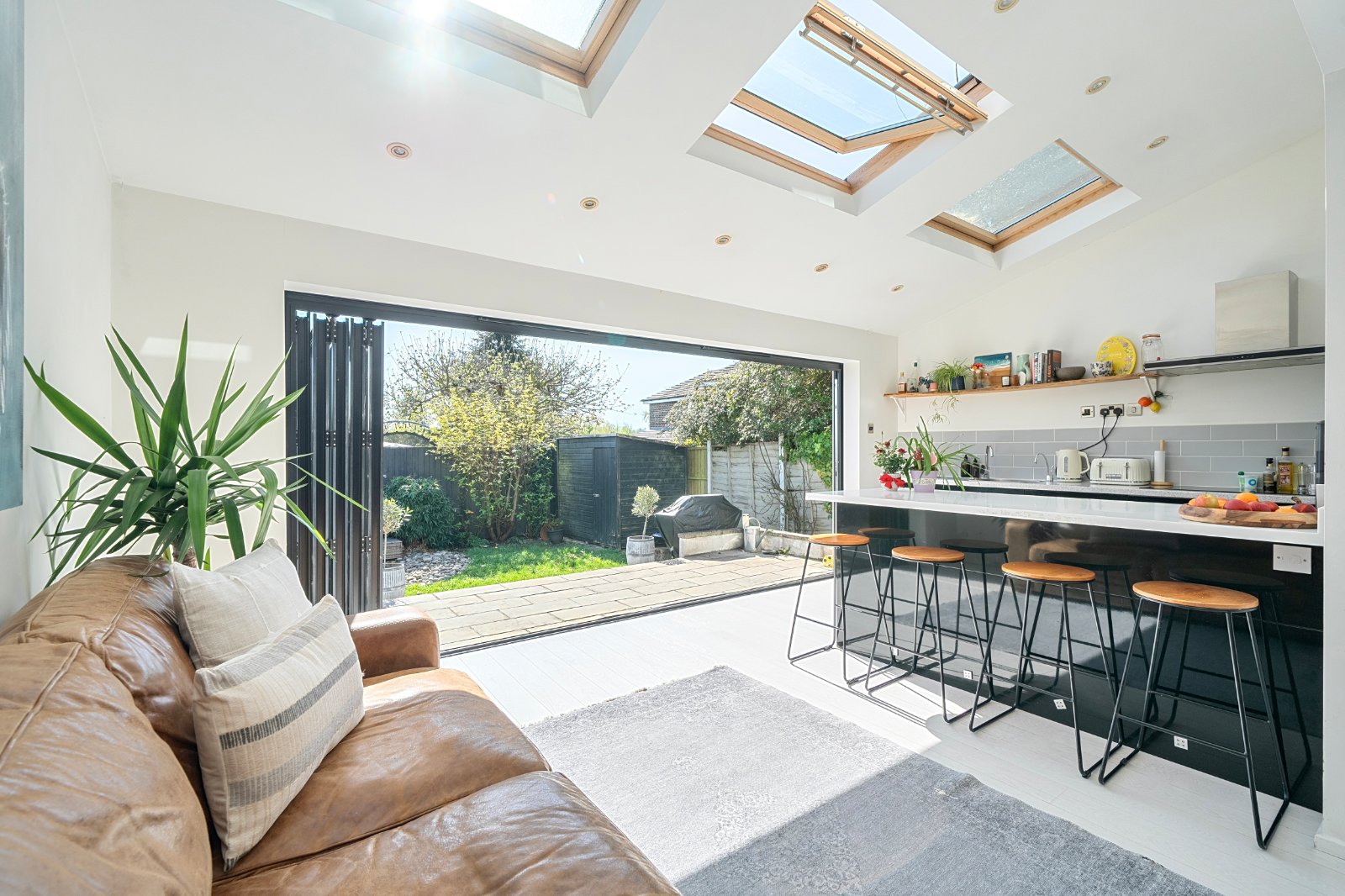4 bedroom semi-detached house for sale