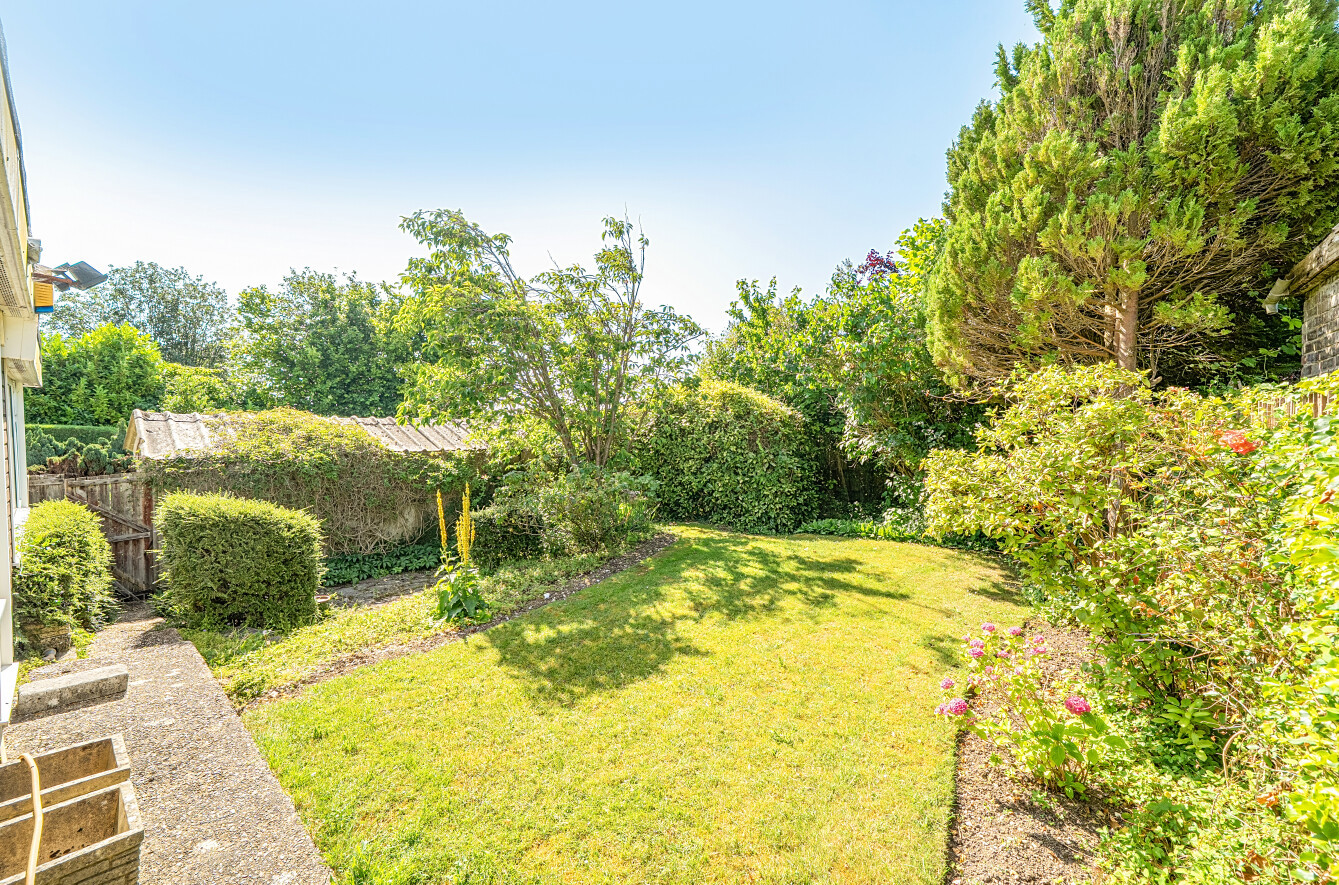 3 bedroom  detached bungalow for sale