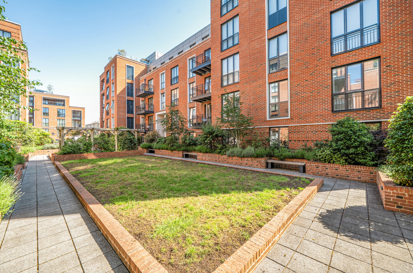 2 bedroom apartment for sale