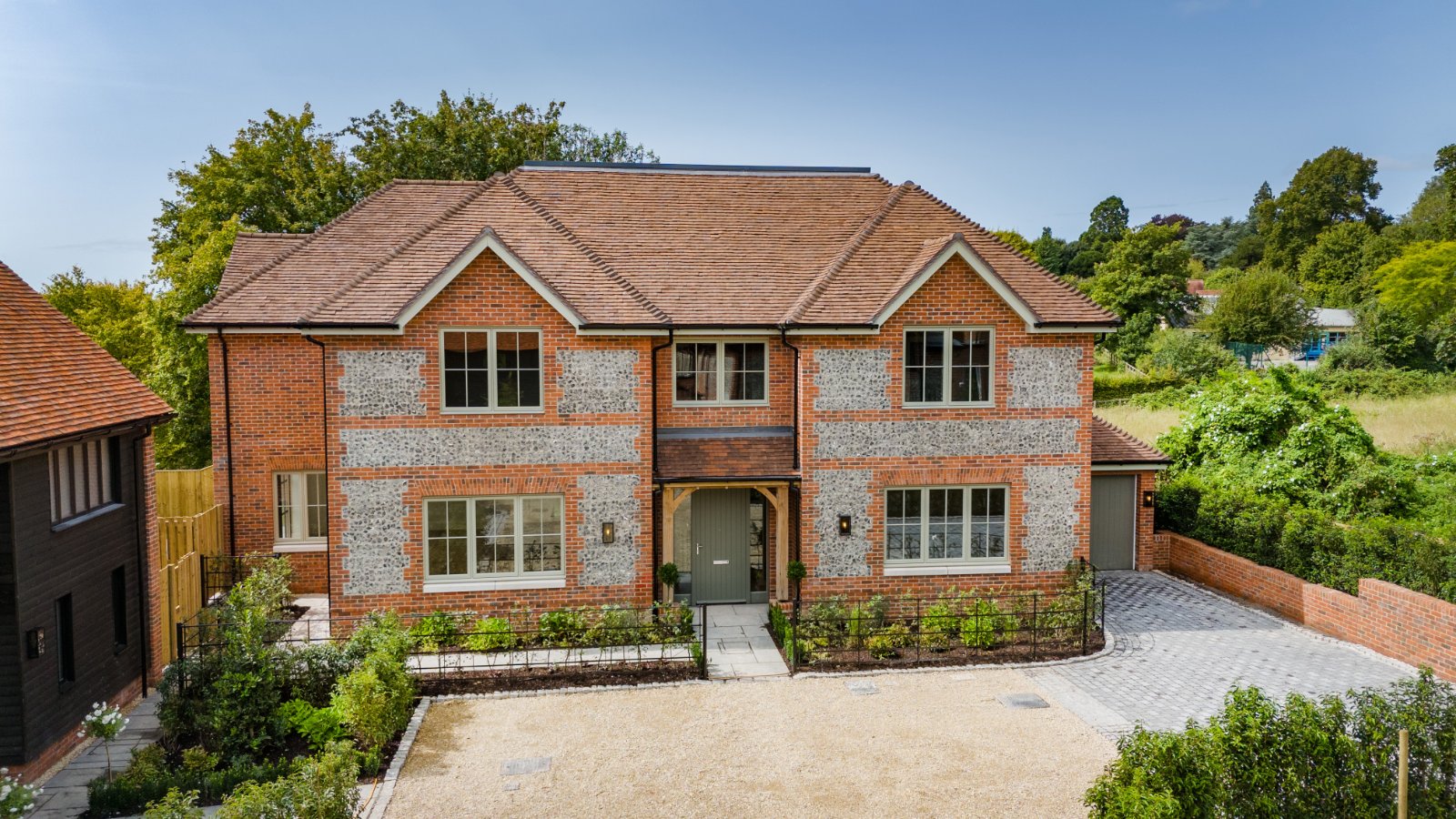 4 bedroom  detached house for sale