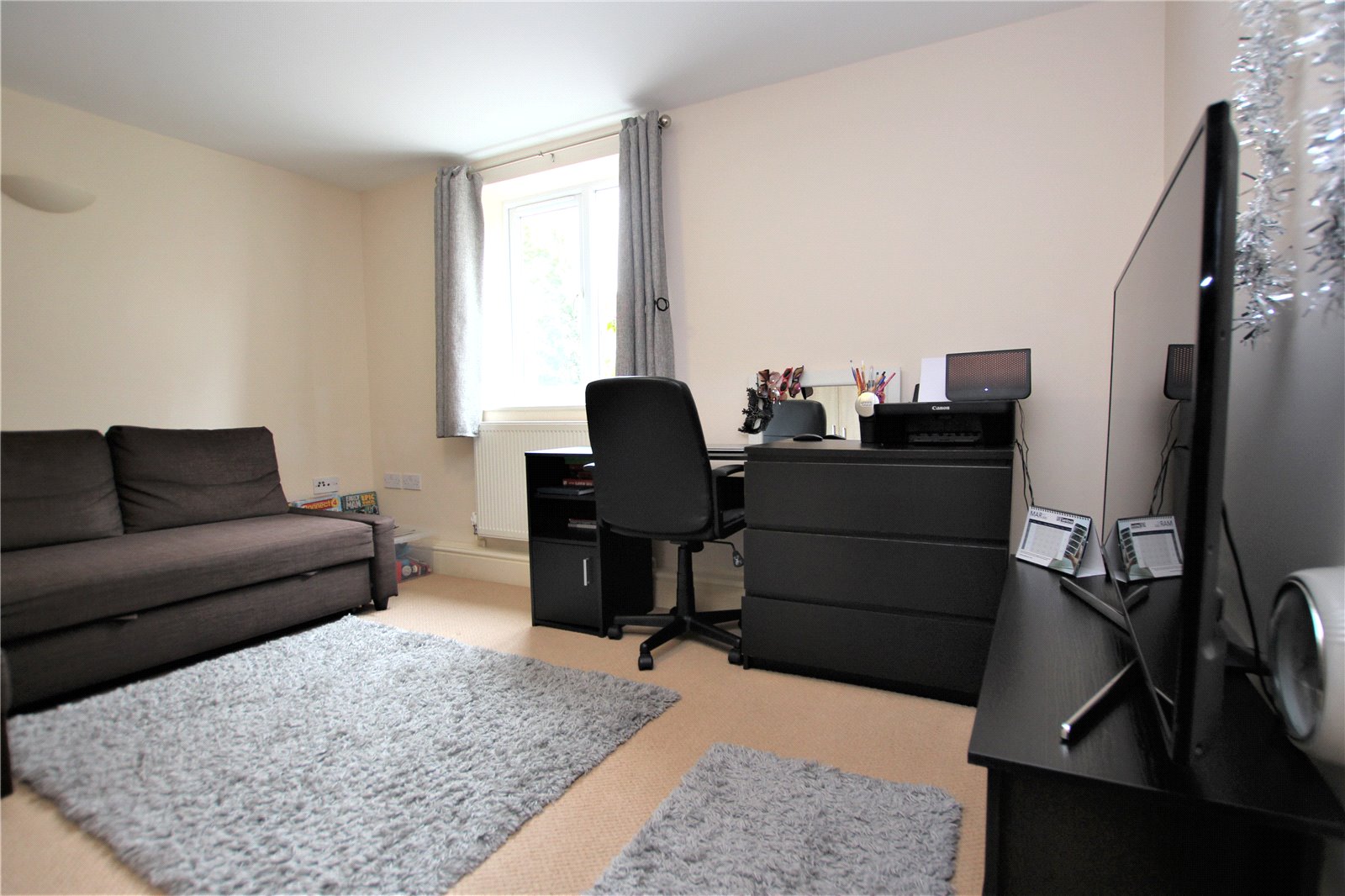 2 bedroom apartment to rent