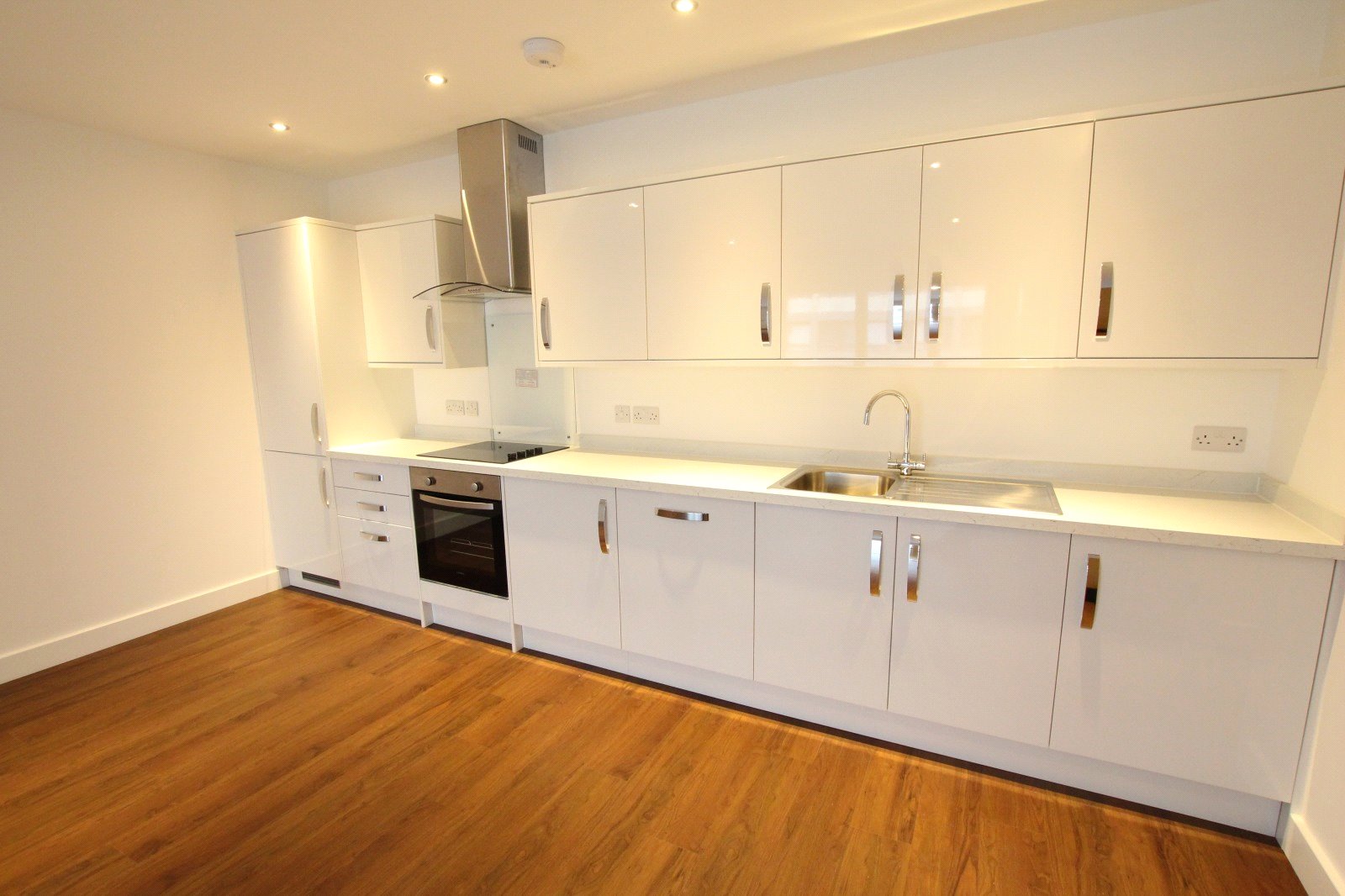 2 bedroom apartment to rent