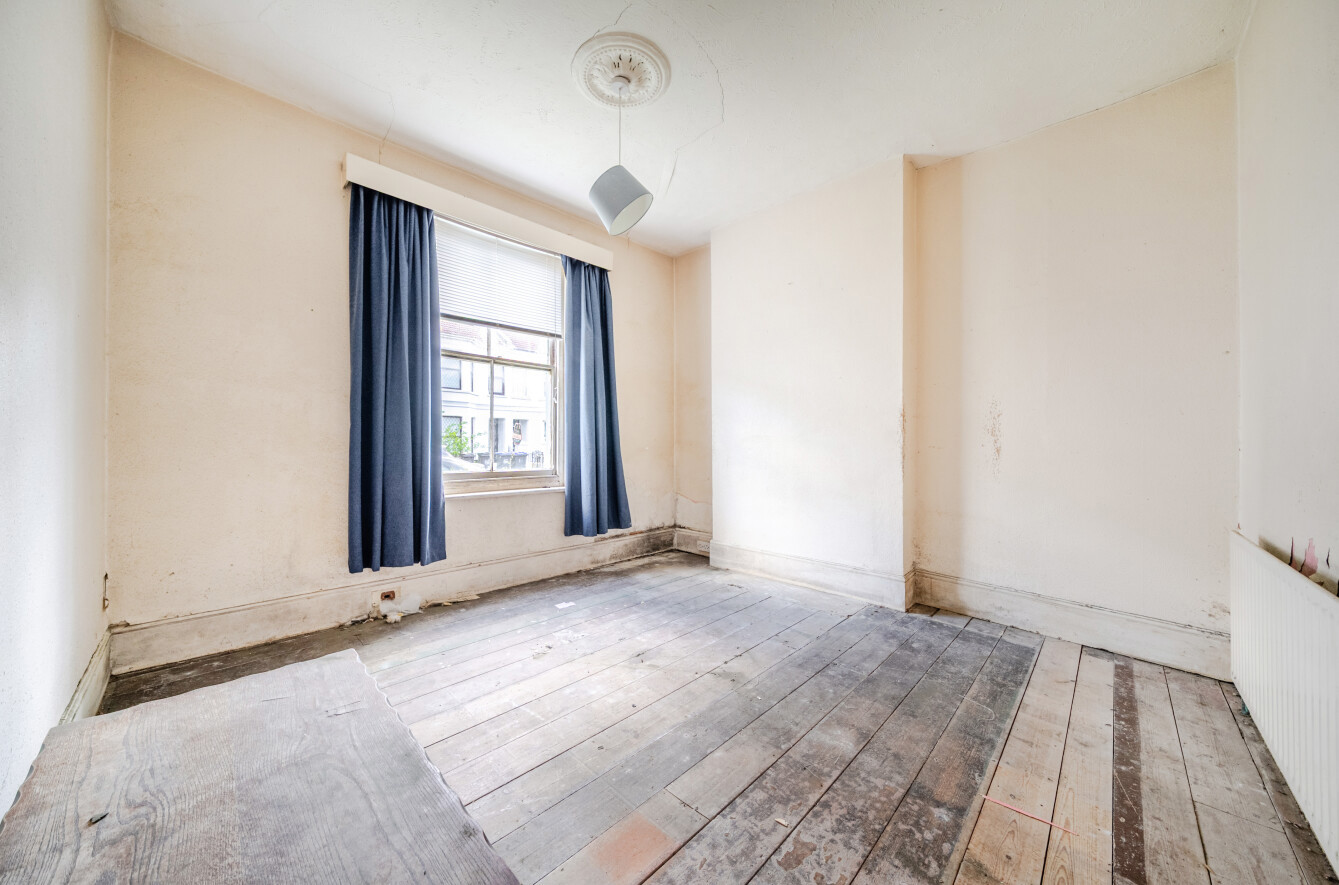 1 bedroom apartment for sale