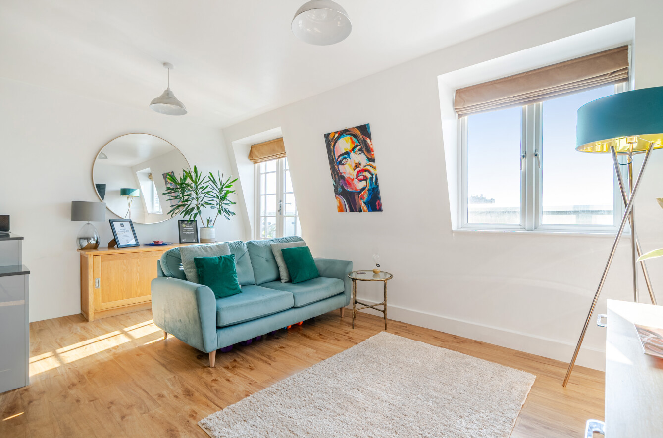2 bedroom apartment for sale