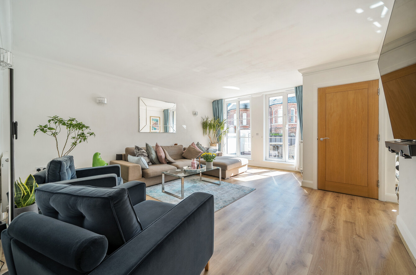 2 bedroom apartment for sale