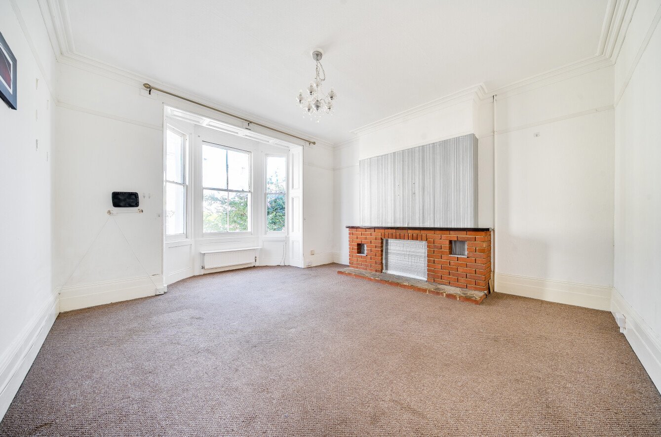 1 bedroom apartment for sale