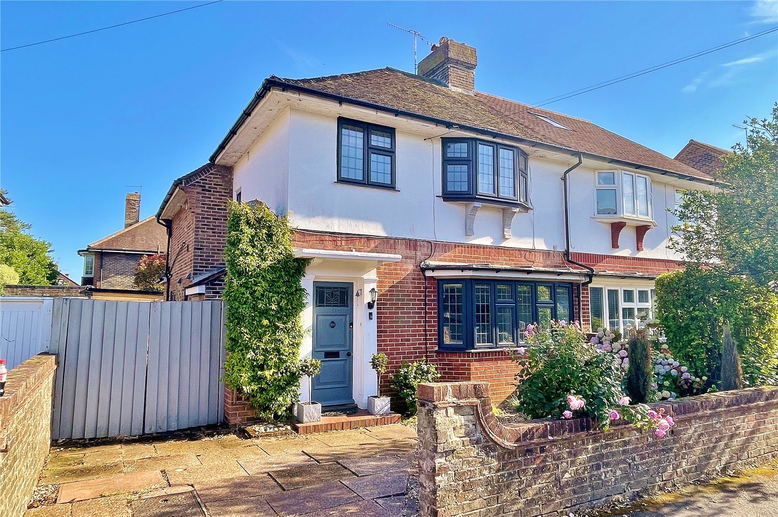 3 bedroom semi-detached house for sale