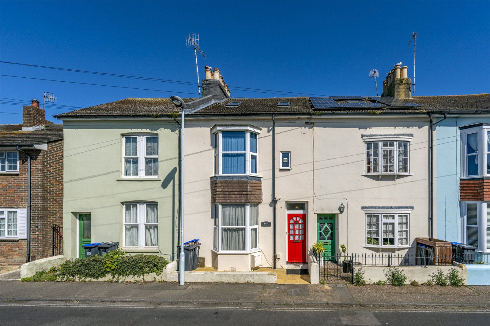 3 bedroom  terraced house for sale