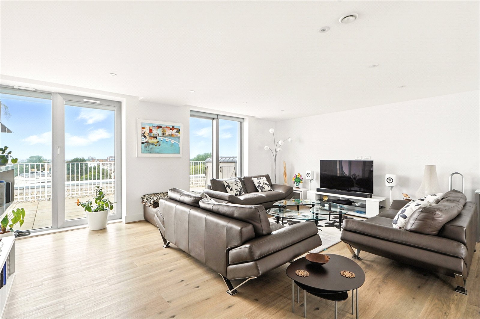 3 bedroom apartment for sale