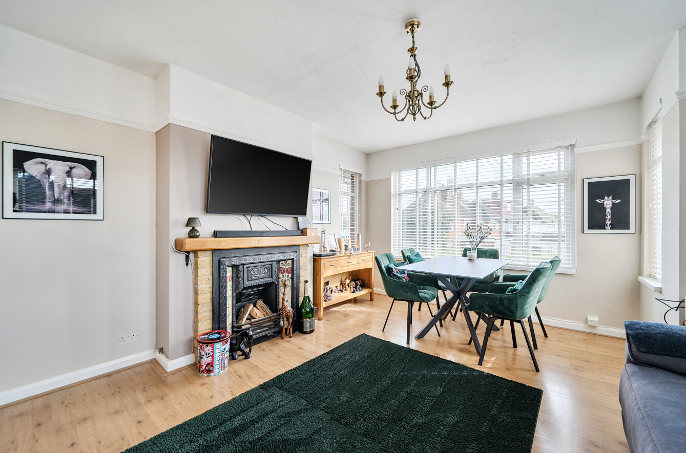 2 bedroom apartment for sale