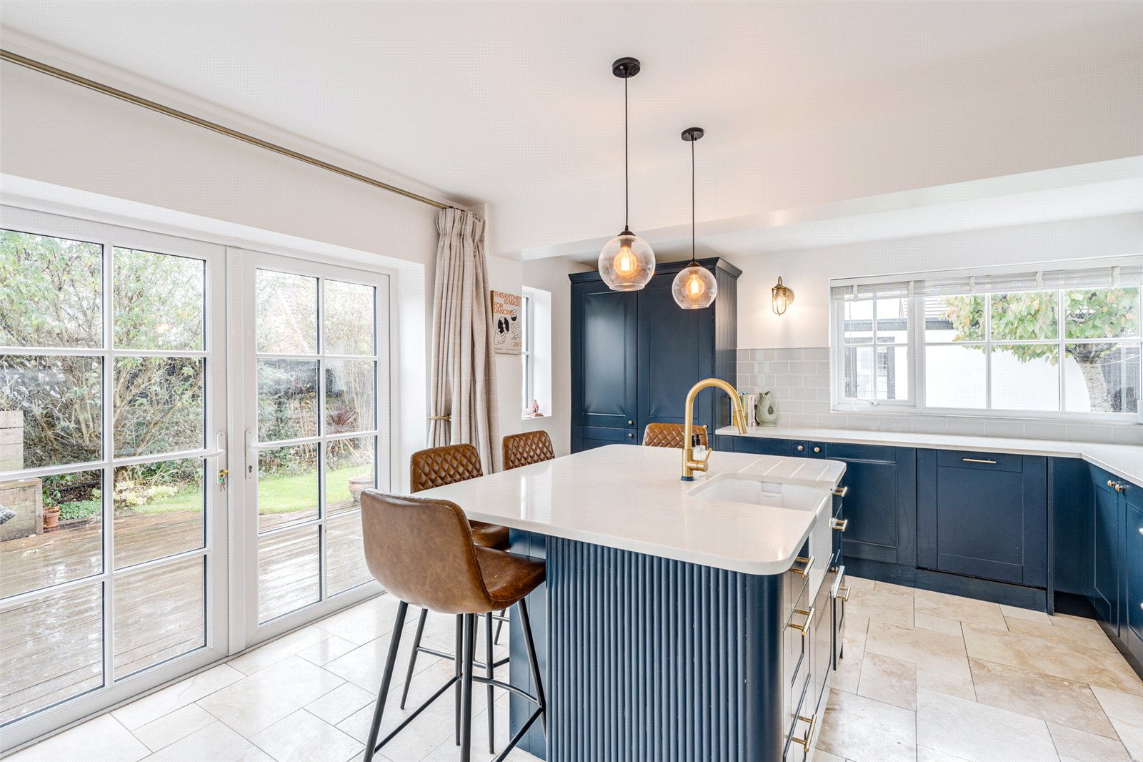 3 bedroom  detached house for sale